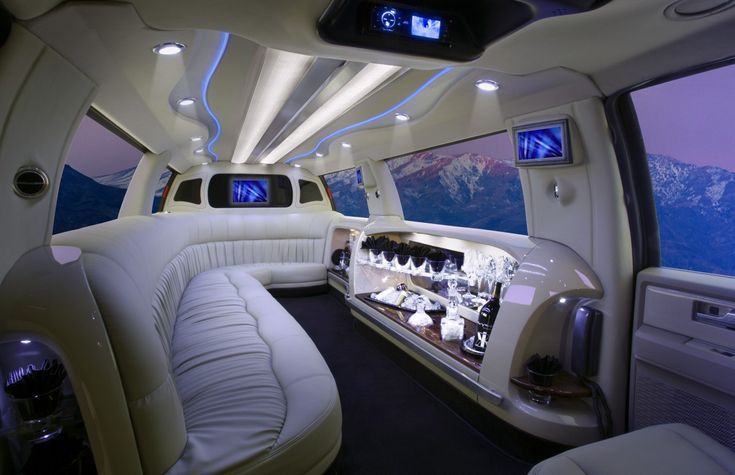 Fraser Valley wine tour party bus